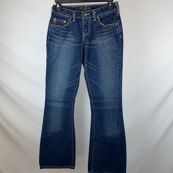 Jeans - Picture 1 of 10